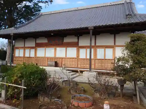 法華寺の本殿・本堂