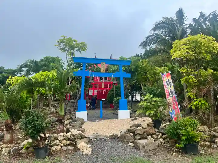 石垣宝来宝来神社の{uncategorized: "未分類", other: "その他", undefined: "問題あり", building: "その他建物", grave: "お墓", sacred_gate: "鳥居", guardian: "狛犬", statue: "像", buddha: "仏像", history: "歴史", nature: "自然", garden: "庭園", animal: "動物", pagoda: "塔", temizu: "手水舎", mountain_gate: "山門・神門", sanctuary: "本殿・本堂", subordinate: "末社・摂社", art: "芸術", scenery: "景色", jizo: "地蔵", ema: "絵馬", goshuin: "御朱印", omikuji: "おみくじ", items: "授与品その他", amulet: "お守り", goshuincho: "御朱印帳", eats: "食事", festival: "お祭り", votive_dance: "神楽", shichigosan: "七五三参", wedding: "結婚式", experience: "体験その他", initially: "初詣", around: "周辺", anti_infection: "感染症対策"}