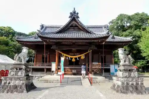 牟呂八幡宮の本殿・本堂