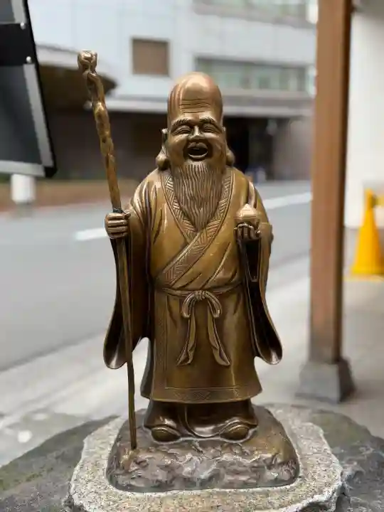 小網神社の{uncategorized: "未分類", other: "その他", undefined: "問題あり", building: "その他建物", grave: "お墓", sacred_gate: "鳥居", guardian: "狛犬", statue: "像", buddha: "仏像", history: "歴史", nature: "自然", garden: "庭園", animal: "動物", pagoda: "塔", temizu: "手水舎", mountain_gate: "山門・神門", sanctuary: "本殿・本堂", subordinate: "末社・摂社", art: "芸術", scenery: "景色", jizo: "地蔵", ema: "絵馬", goshuin: "御朱印", omikuji: "おみくじ", items: "授与品その他", amulet: "お守り", goshuincho: "御朱印帳", eats: "食事", festival: "お祭り", votive_dance: "神楽", shichigosan: "七五三参", wedding: "結婚式", experience: "体験その他", initially: "初詣", around: "周辺", anti_infection: "感染症対策"}