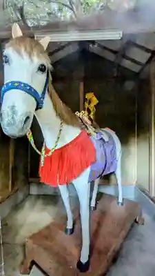 道野辺八幡宮の像