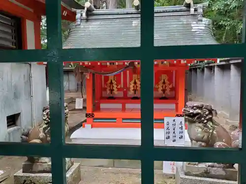 鴨神社の末社