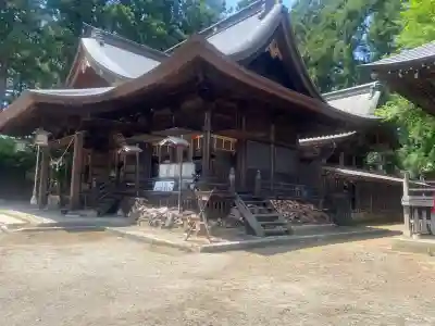 總宮神社の{uncategorized: "未分類", other: "その他", undefined: "問題あり", building: "その他建物", grave: "お墓", sacred_gate: "鳥居", guardian: "狛犬", statue: "像", buddha: "仏像", history: "歴史", nature: "自然", garden: "庭園", animal: "動物", pagoda: "塔", temizu: "手水舎", mountain_gate: "山門・神門", sanctuary: "本殿・本堂", subordinate: "末社・摂社", art: "芸術", scenery: "景色", jizo: "地蔵", ema: "絵馬", goshuin: "御朱印", omikuji: "おみくじ", items: "授与品その他", amulet: "お守り", goshuincho: "御朱印帳", eats: "食事", festival: "お祭り", votive_dance: "神楽", shichigosan: "七五三参", wedding: "結婚式", experience: "体験その他", initially: "初詣", around: "周辺", anti_infection: "感染症対策"}