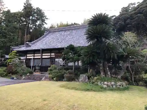 大興寺の本殿・本堂