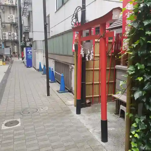 宝童稲荷神社のその他建物