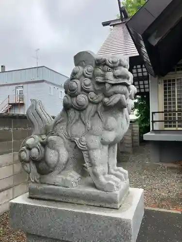 上白石神社の狛犬