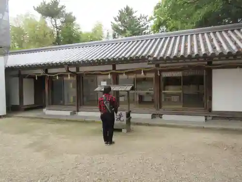 休ヶ岡八幡宮（薬師寺境内社）の本殿