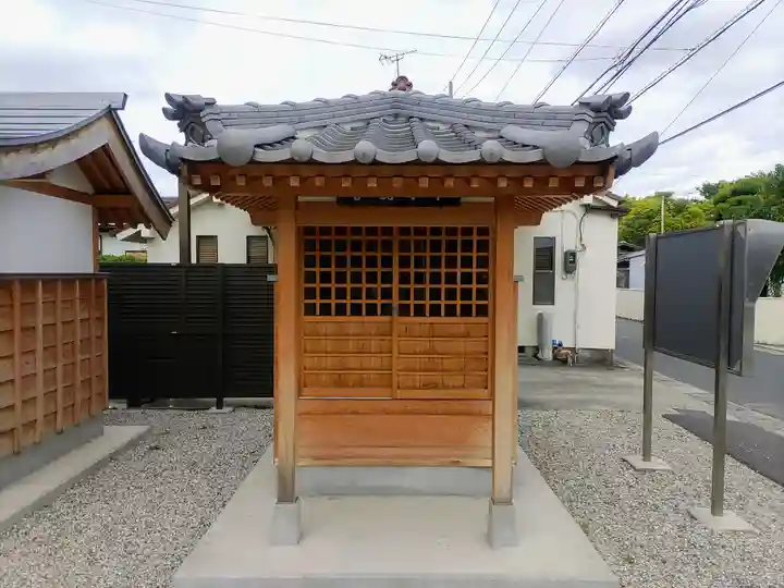 山屋敷神社の末社・摂社
