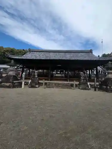 加佐美神社の{uncategorized: "未分類", other: "その他", undefined: "問題あり", building: "その他建物", grave: "お墓", sacred_gate: "鳥居", guardian: "狛犬", statue: "像", buddha: "仏像", history: "歴史", nature: "自然", garden: "庭園", animal: "動物", pagoda: "塔", temizu: "手水舎", mountain_gate: "山門・神門", sanctuary: "本殿・本堂", subordinate: "末社・摂社", art: "芸術", scenery: "景色", jizo: "地蔵", ema: "絵馬", goshuin: "御朱印", omikuji: "おみくじ", items: "授与品その他", amulet: "お守り", goshuincho: "御朱印帳", eats: "食事", festival: "お祭り", votive_dance: "神楽", shichigosan: "七五三参", wedding: "結婚式", experience: "体験その他", initially: "初詣", around: "周辺", anti_infection: "感染症対策"}