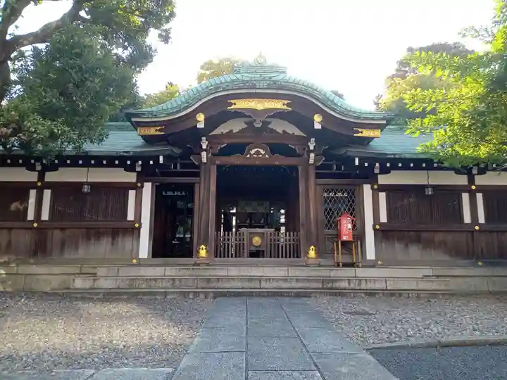 白金氷川神社の本殿・本堂