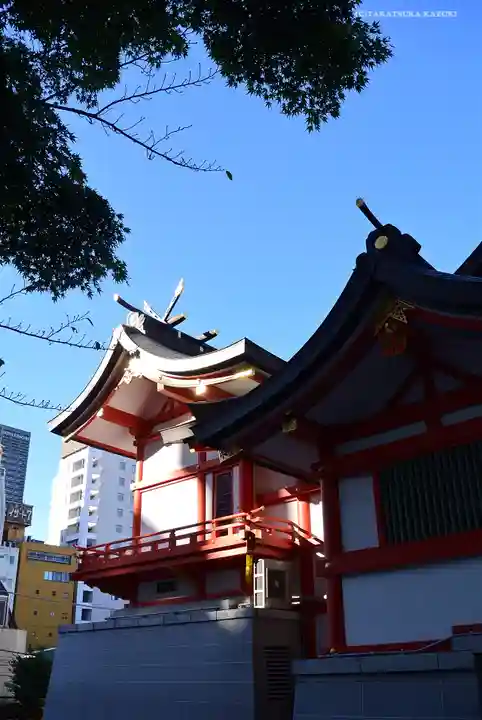 花園神社の本殿・本堂