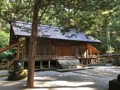 赤城神社(三夜沢町)の本殿・本堂