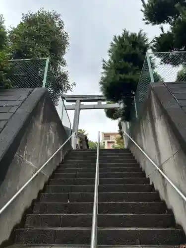 大棚・中川杉山神社(神奈川県)