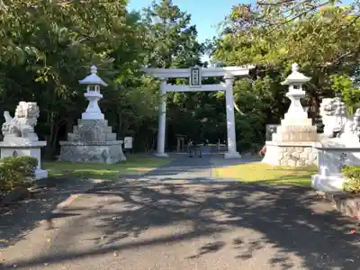 桜ヶ池池宮神社の鳥居