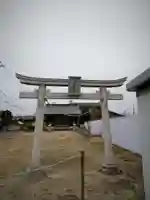 綿向稲荷神社の鳥居