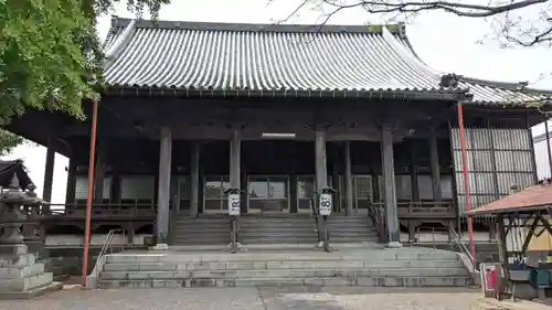 法心寺の本殿・本堂
