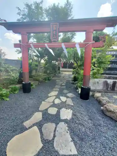 富士浅間宮の鳥居