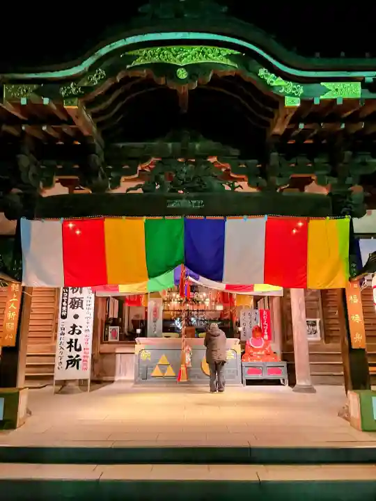 蓮馨寺の{uncategorized: "未分類", other: "その他", undefined: "問題あり", building: "その他建物", grave: "お墓", sacred_gate: "鳥居", guardian: "狛犬", statue: "像", buddha: "仏像", history: "歴史", nature: "自然", garden: "庭園", animal: "動物", pagoda: "塔", temizu: "手水舎", mountain_gate: "山門・神門", sanctuary: "本殿・本堂", subordinate: "末社・摂社", art: "芸術", scenery: "景色", jizo: "地蔵", ema: "絵馬", goshuin: "御朱印", omikuji: "おみくじ", items: "授与品その他", amulet: "お守り", goshuincho: "御朱印帳", eats: "食事", festival: "お祭り", votive_dance: "神楽", shichigosan: "七五三参", wedding: "結婚式", experience: "体験その他", initially: "初詣", around: "周辺", anti_infection: "感染症対策"}