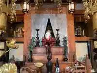 萬溪寺(万渓寺)の本殿・本堂