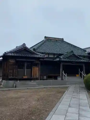 高秀寺の本殿