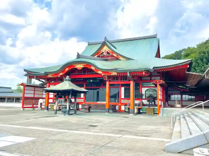 成田山名古屋別院大聖寺(犬山成田山)の本殿・本堂