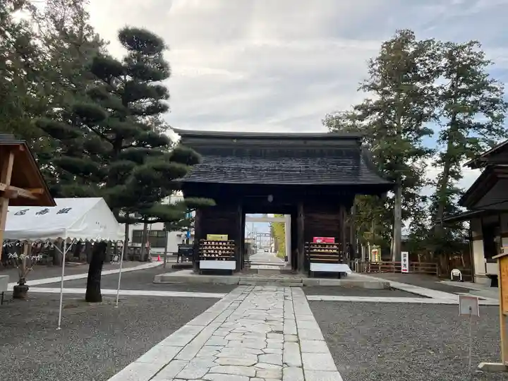 甲斐國一宮 浅間神社の山門・神門