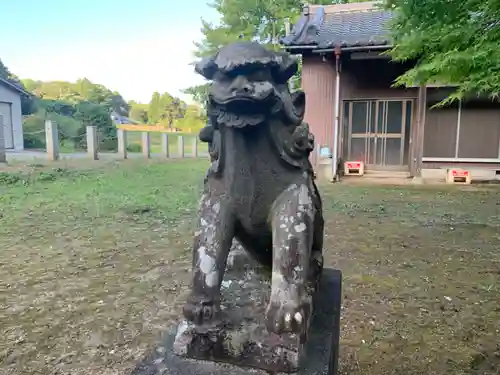 山神社の狛犬