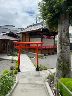 於菊稲荷神社(群馬県)