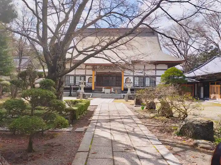 常堅寺の{uncategorized: "未分類", other: "その他", undefined: "問題あり", building: "その他建物", grave: "お墓", sacred_gate: "鳥居", guardian: "狛犬", statue: "像", buddha: "仏像", history: "歴史", nature: "自然", garden: "庭園", animal: "動物", pagoda: "塔", temizu: "手水舎", mountain_gate: "山門・神門", sanctuary: "本殿・本堂", subordinate: "末社・摂社", art: "芸術", scenery: "景色", jizo: "地蔵", ema: "絵馬", goshuin: "御朱印", omikuji: "おみくじ", items: "授与品その他", amulet: "お守り", goshuincho: "御朱印帳", eats: "食事", festival: "お祭り", votive_dance: "神楽", shichigosan: "七五三参", wedding: "結婚式", experience: "体験その他", initially: "初詣", around: "周辺", anti_infection: "感染症対策"}