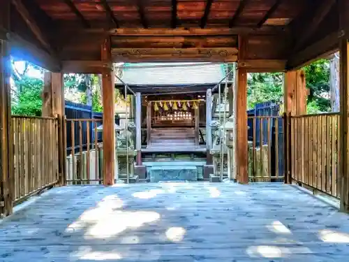 八幡社　春日社合殿の本殿・本堂