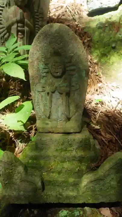 深草岩屋観音堂(深草山瑞岩寺奥院)の仏像