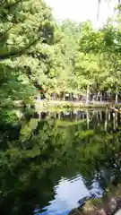 涌釜神社の庭園