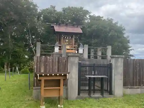 谷地頭神社の末社