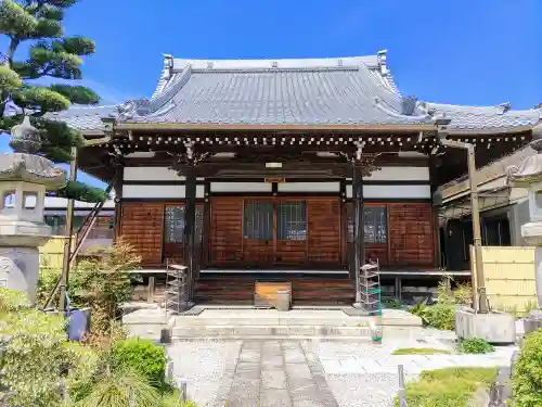 世尊院（曼陀羅寺塔頭）の本殿・本堂