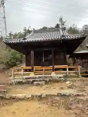 明王寺の本殿