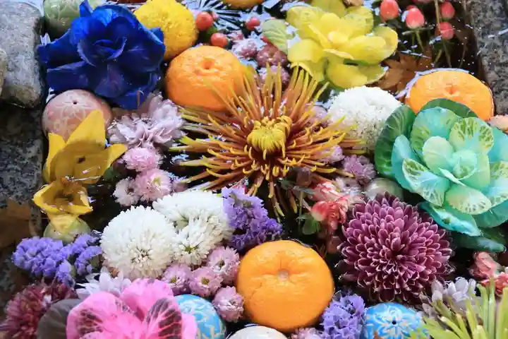 滑川神社 - 仕事と子どもの守り神の手水舎