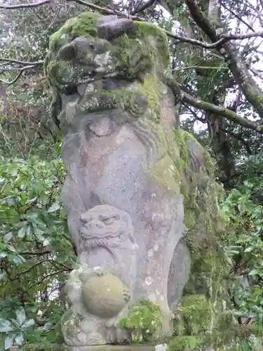 倉田八幡宮の狛犬