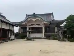 神蔵寺の本殿