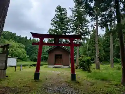 郡殿の池弁財天社(新潟県)