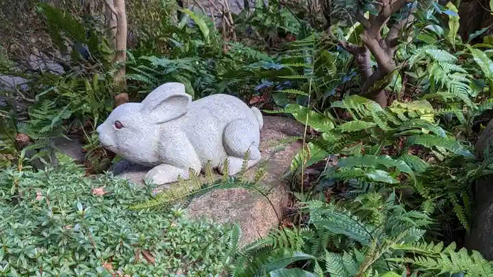 岡崎神社の狛犬