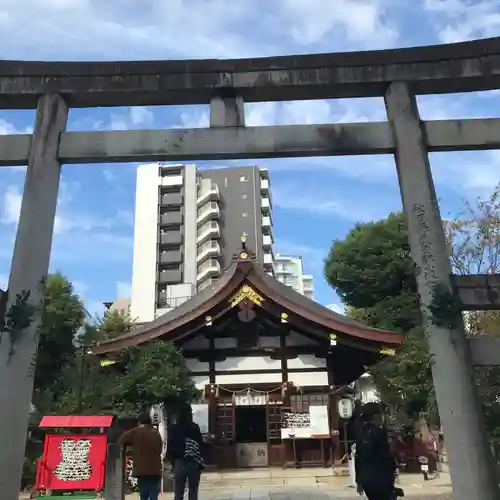 三輪神社の鳥居