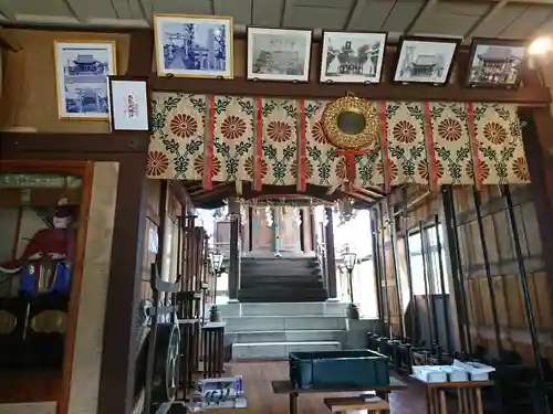 黒龍神社の本殿