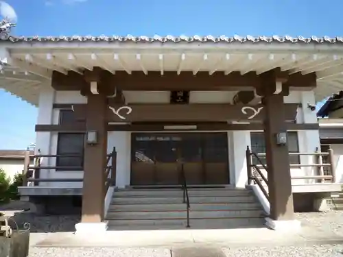 真福寺の本殿・本堂