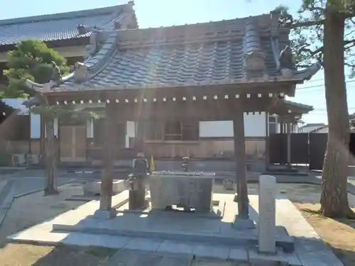 普門寺の手水舎