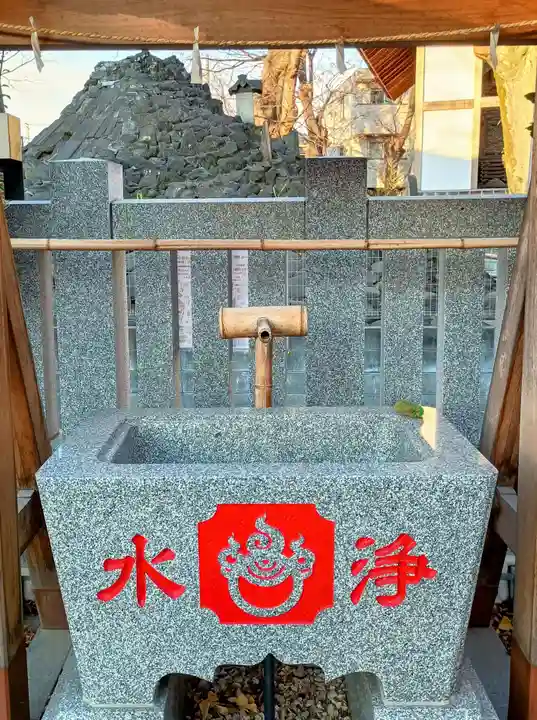 久助稲荷神社の手水舎