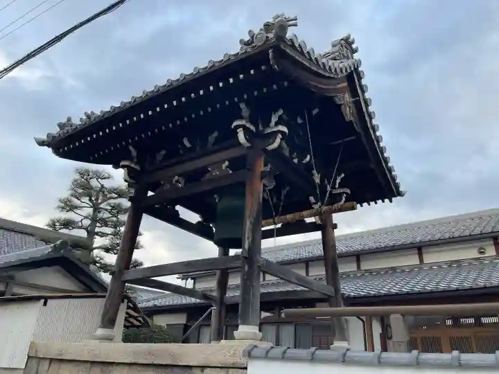 称名寺の{uncategorized: "未分類", other: "その他", undefined: "問題あり", building: "その他建物", grave: "お墓", sacred_gate: "鳥居", guardian: "狛犬", statue: "像", buddha: "仏像", history: "歴史", nature: "自然", garden: "庭園", animal: "動物", pagoda: "塔", temizu: "手水舎", mountain_gate: "山門・神門", sanctuary: "本殿・本堂", subordinate: "末社・摂社", art: "芸術", scenery: "景色", jizo: "地蔵", ema: "絵馬", goshuin: "御朱印", omikuji: "おみくじ", items: "授与品その他", amulet: "お守り", goshuincho: "御朱印帳", eats: "食事", festival: "お祭り", votive_dance: "神楽", shichigosan: "七五三参", wedding: "結婚式", experience: "体験その他", initially: "初詣", around: "周辺", anti_infection: "感染症対策"}