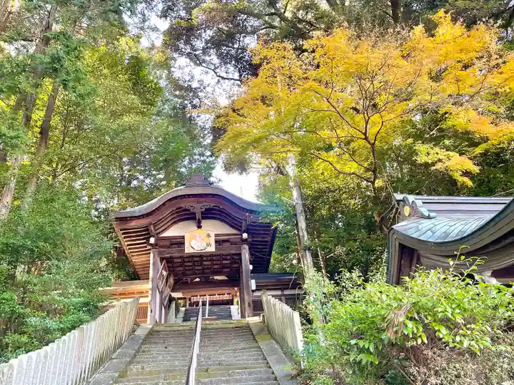 往馬坐伊古麻都比古神社のその他建物