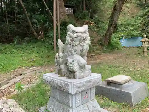 春日神社の狛犬