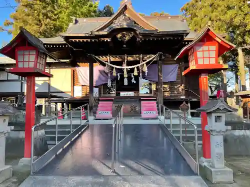 小泉稲荷神社の本殿・本堂