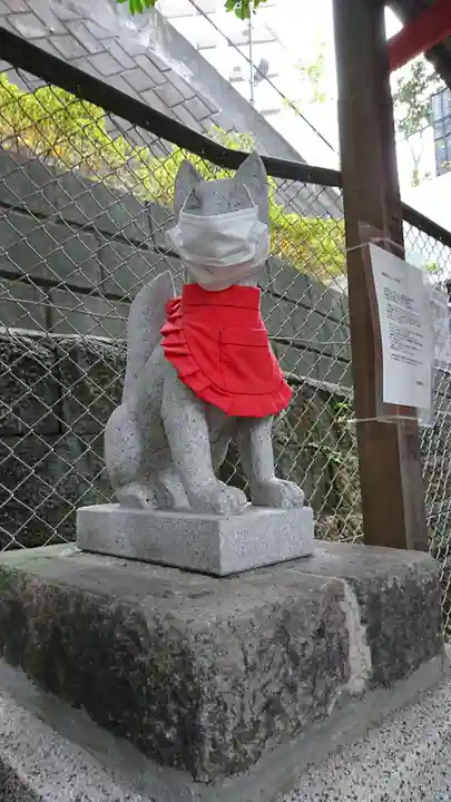 白菊稲荷神社の狛犬